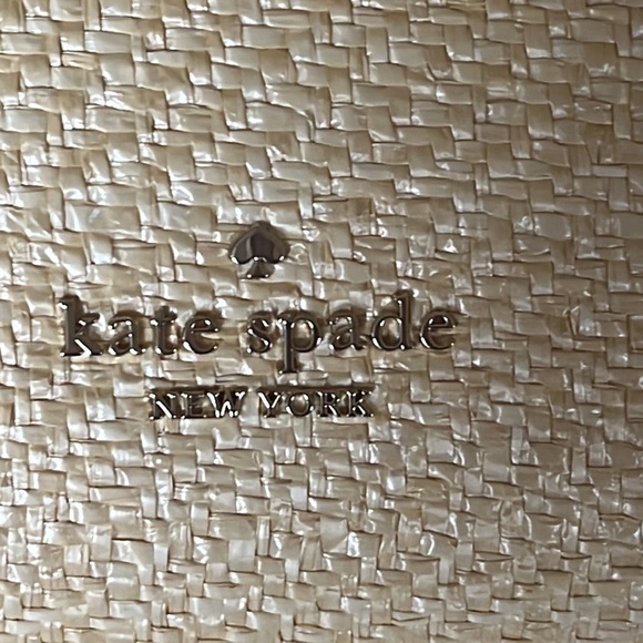 BNWT Kate spade Straw Medium with wallet color block included - Picture 7 of 14